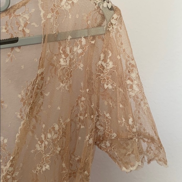 Maddie Gold Nude Lace Wrap Top M/L - Picture 3 of 7